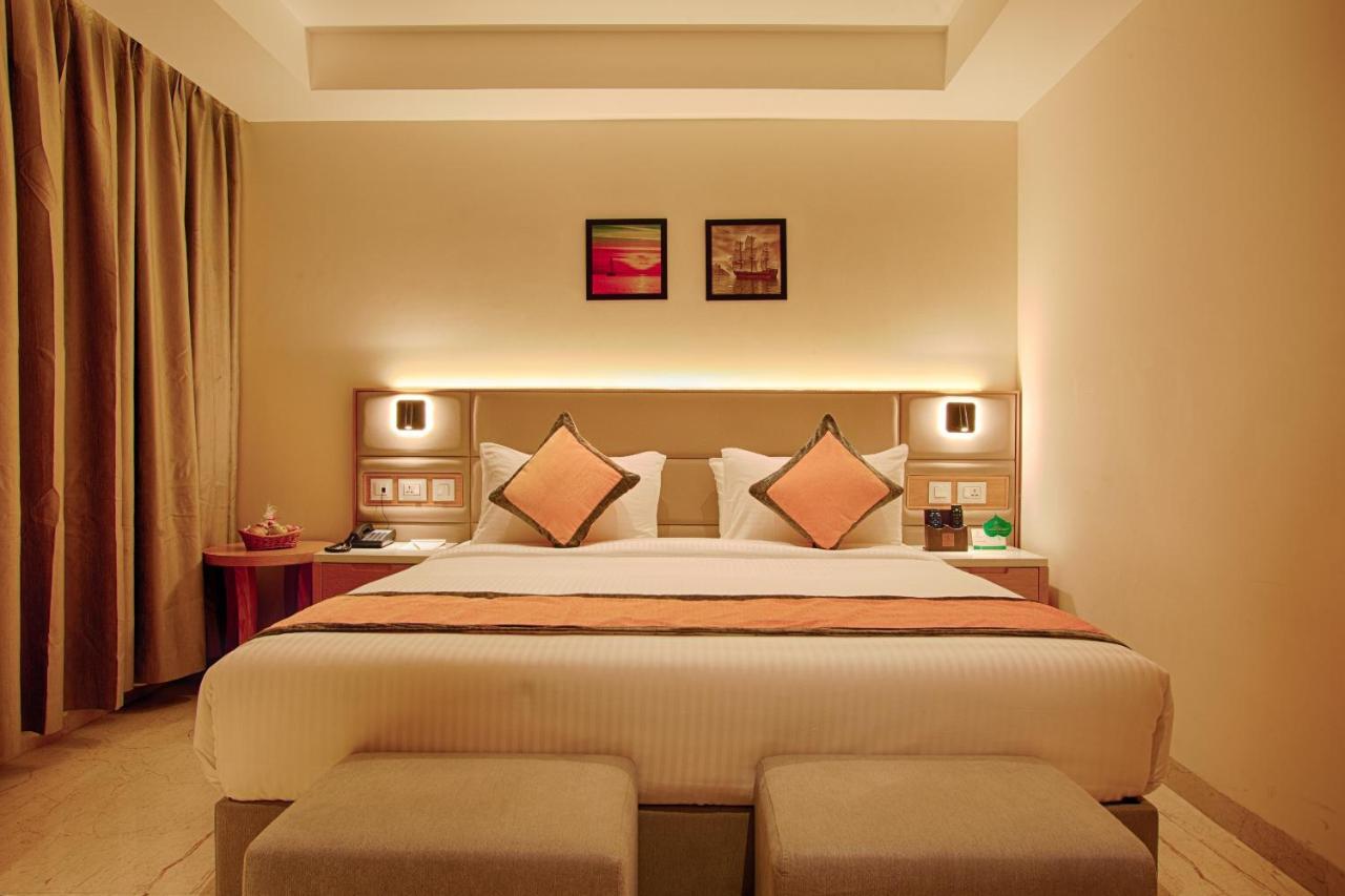 Sunhill Portico Hotel Siliguri Ngoại thất bức ảnh