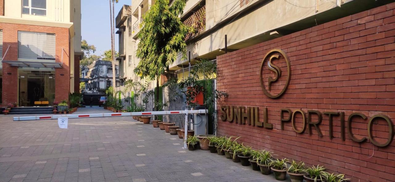 Sunhill Portico Hotel Siliguri Ngoại thất bức ảnh